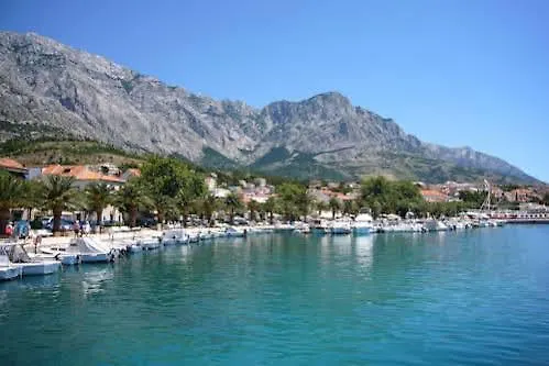 Hotel Dubravka 3*