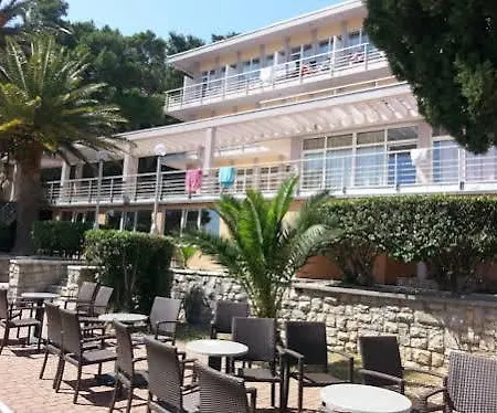 Dubravka 3* Baska Voda