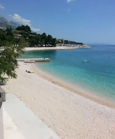 Dubravka 3* Baska Voda